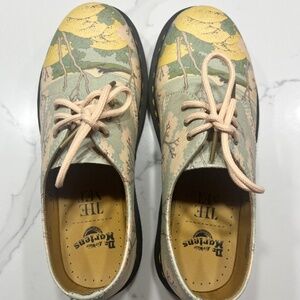 Dr. Martens x The Met 3-Hole Shoes Pink Multicolor